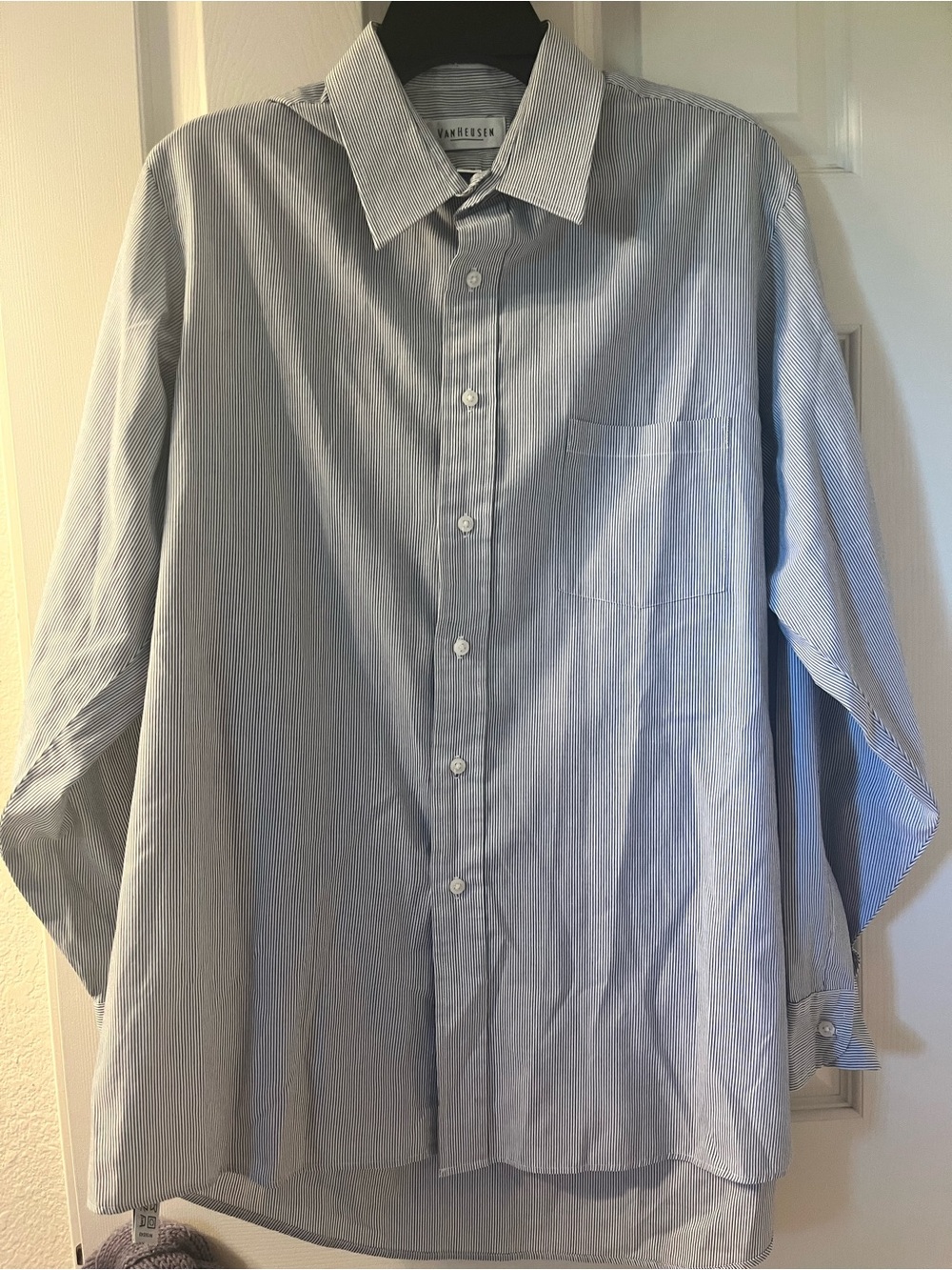 van heusen men’s blue and white striped long sleeve dress shirt